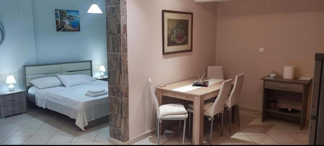 Peters Apartment Corfu (city) Экстерьер фото