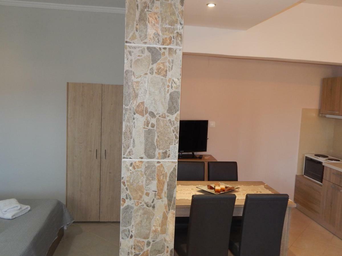 Peters Apartment Corfu (city) Экстерьер фото