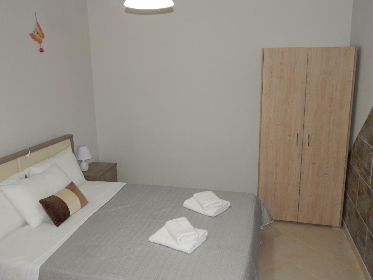 Peters Apartment Corfu (city) Экстерьер фото