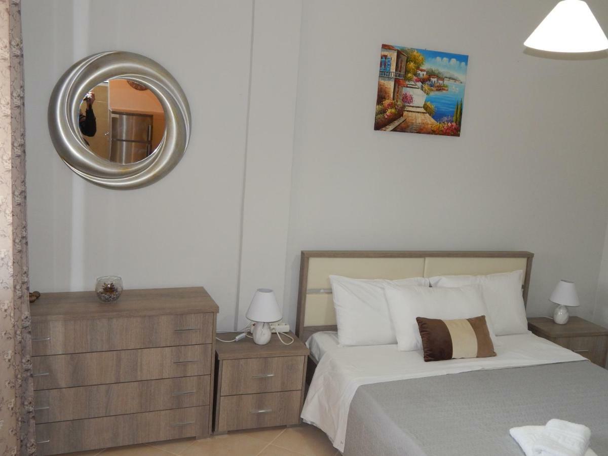 Peters Apartment Corfu (city) Экстерьер фото